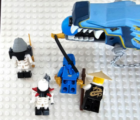 LEGO Ninjago Lightning Dragon 2521 with Jay DX Kruncha Wu Frakjaw minifigures