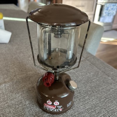 Vintage Coleman PEAK 1 Backpack Single Mantle Lantern Model 222 Canada 1/83