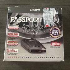 Escort Passport 8500 Radar Laser Safety Detector  Complete w/ Case And Box