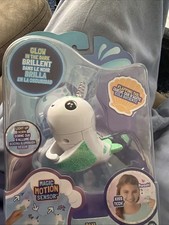 WowWee Fingerlings Raya Narwhal Interactive Pet Toy New In Package