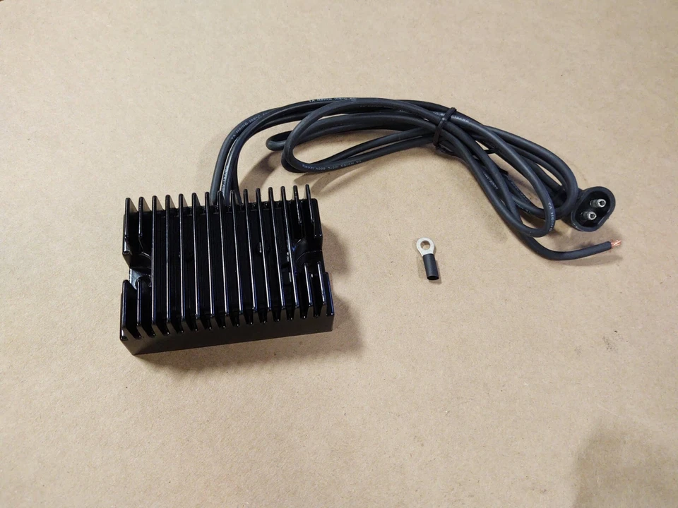 Regulador de voltaje negro Big Dog Motorcycles modelos 1994-2011 K-9 Mastiff+++ Foto 3 de 3