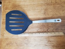 Amco Houseworks Model 8641 Slotted Nylon Spatula Stainless Steel Heat Resistant