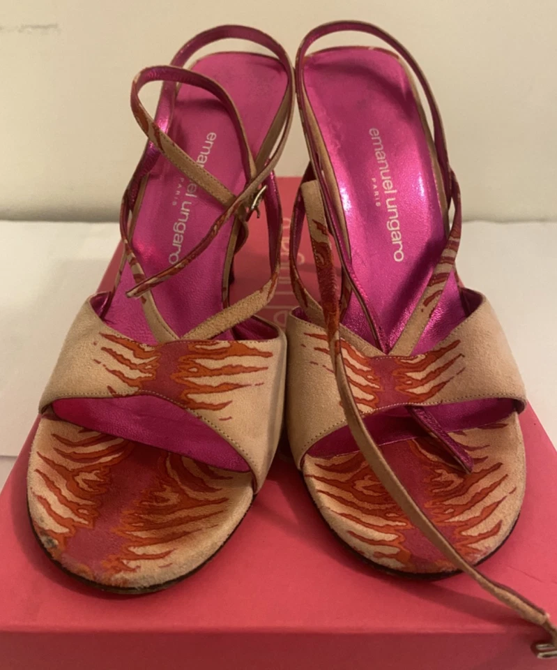 PARIS EMANUEL UNGARO ROSA STILETTO MUJER TACÓN TALLA 6 MD CAJA BOLSAS PARA EL POLVO $480 NUEVO Foto 3 de 4