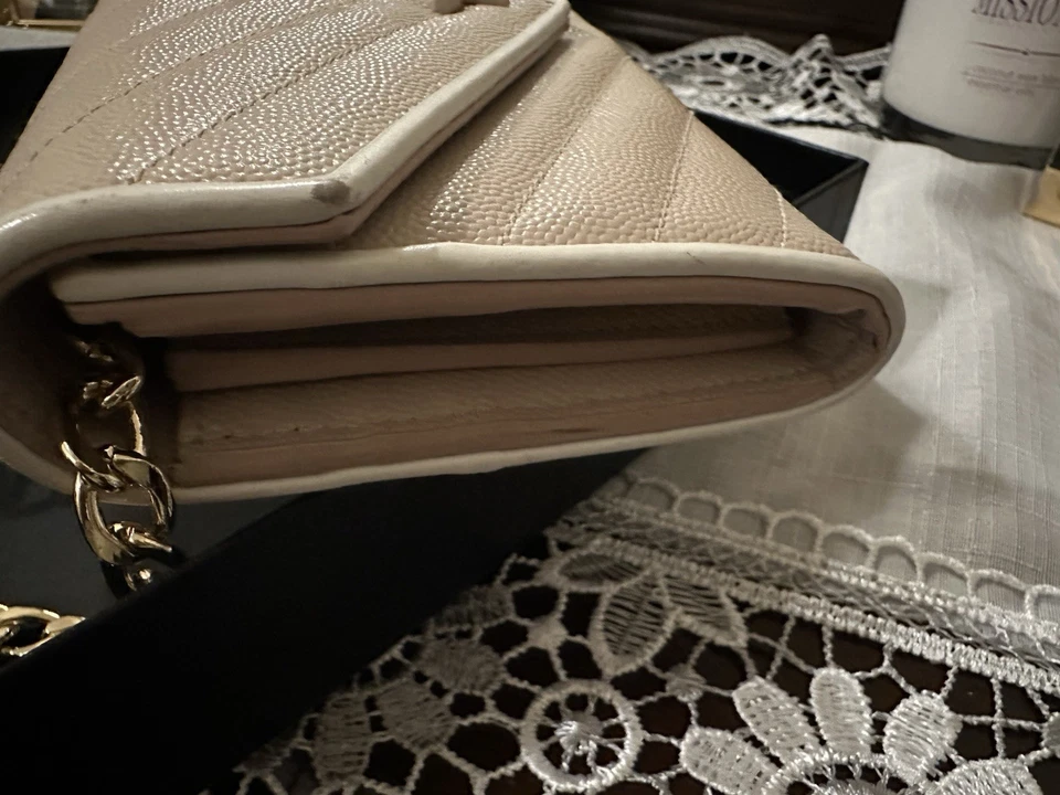 Bolso Bandolera Saint Laurent Sobre Rosa Rosa - Auténtico, Arañazos Menores Foto 4 de 4