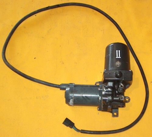 Good Condition Used OMC Cobra Sterndrive Power Tilt & Trim Pump - Picture 1 of 1