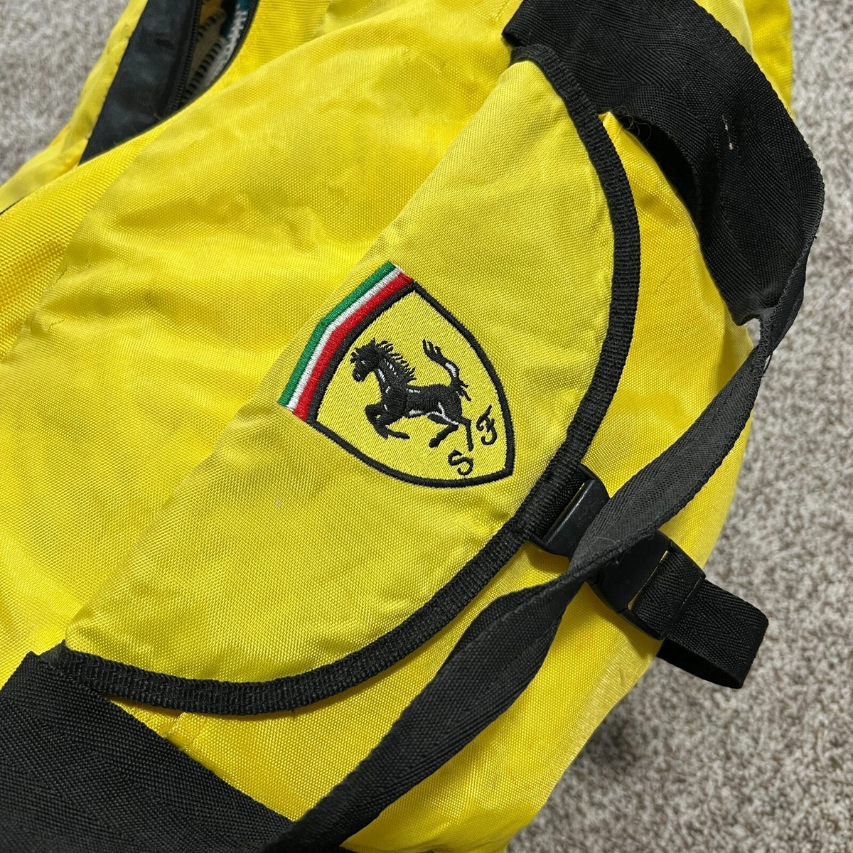 Ferrari ダッフルバッグ F167 Ferrari ダッフルバッグ F167 - メルカリ