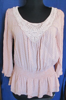 MINE by Anthropologie MAUVE PINK crochet polka dot top 3/4 sleeve Medium * NICE