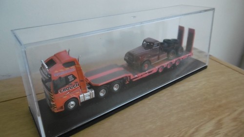 Oxford Truck Volvo FH Unit CROUCH Recovery Low Loader & Diamond T load 1:76 - Picture 3 of 3