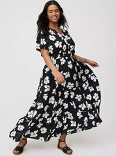 TORRID Maxi Dress Black Floral NWT New 3X