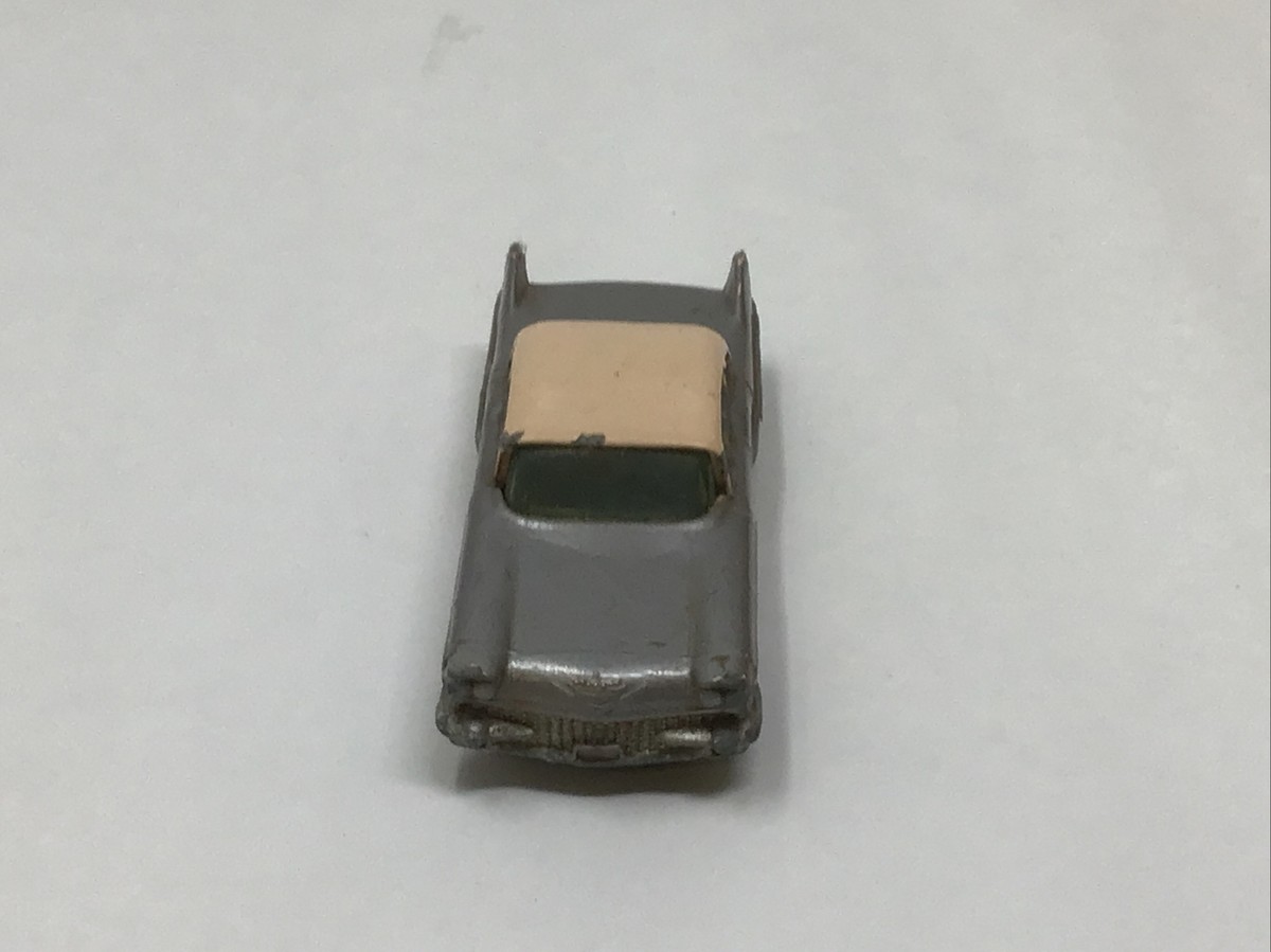 VINTAGE LESNEY SILVER MATCHBOX 1960 CADILLAC SIXTY SPECIAL 27 GREY