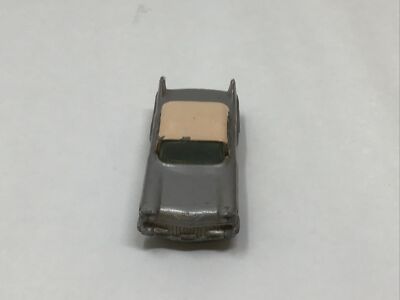 マッチボックス　lesney社　ミニカー グレー VINTAGE LESNEY SILVER MATCHBOX 1960 CADILLAC SIXTY SPECIAL 27 GREY