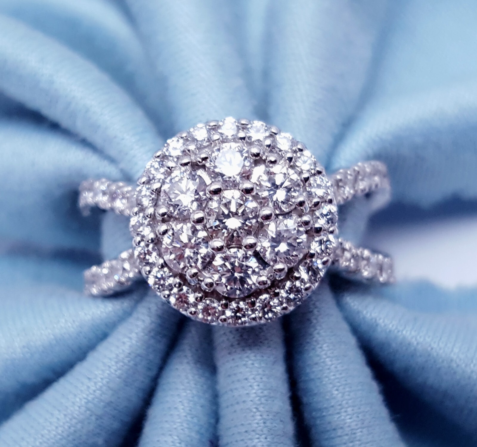 Unique 14K Solid White Gold Designer Split Shank … - image 1