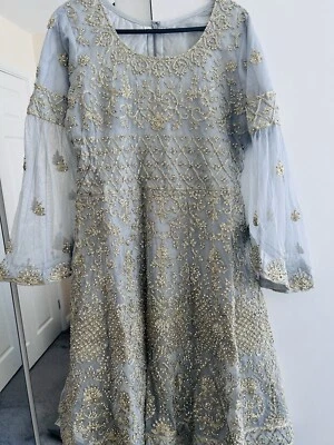 Asian wedding dress - Image 1 of 4