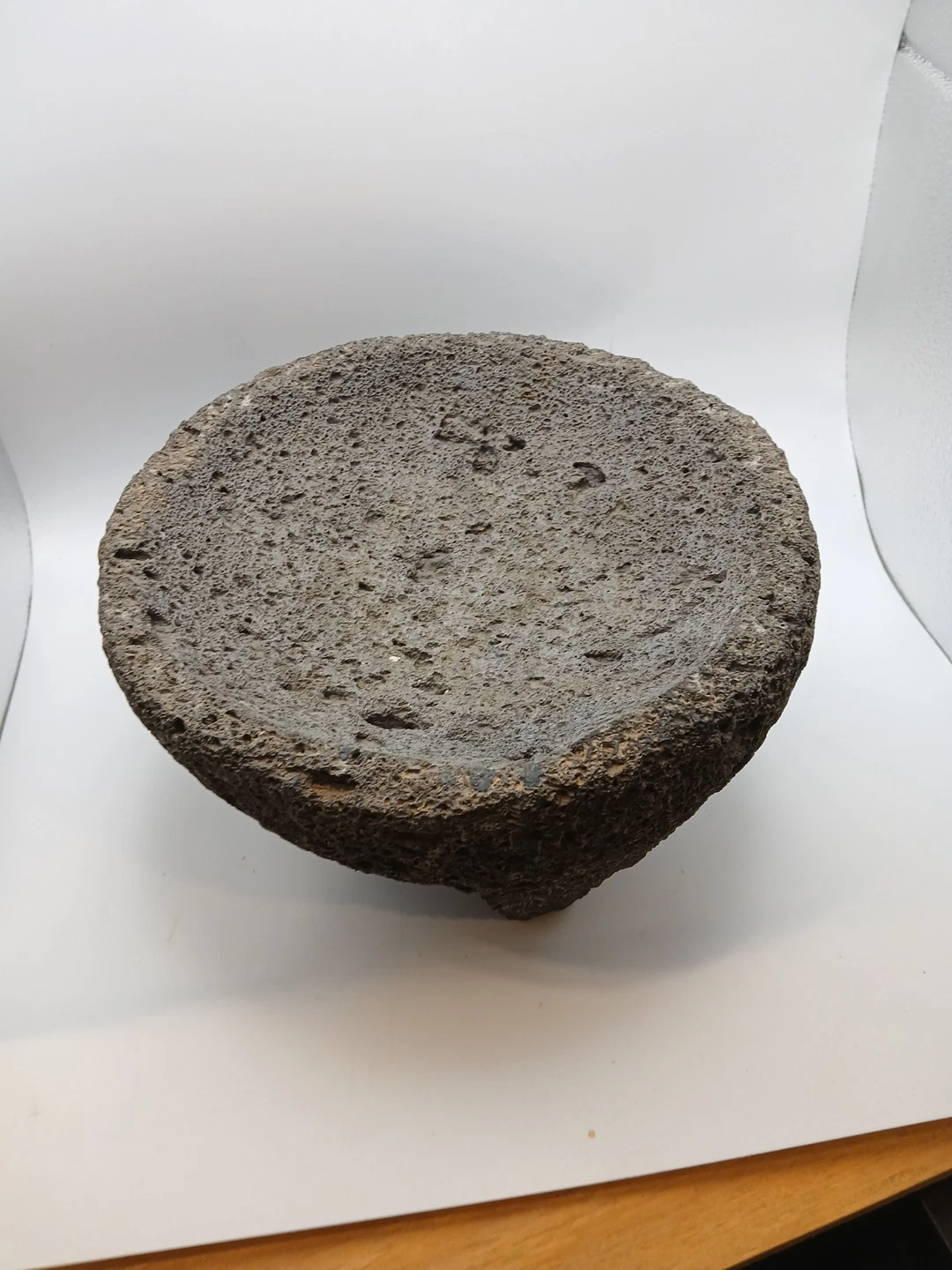 Vintage 9” Mexican Volcanic Lava Stone Molcajete Mortar Hand Made 8.5lbs