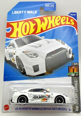Hot Wheels 2021 - White Liberty Walk LB-Silhouette Works GT Nissan 35GT-RR VER.2