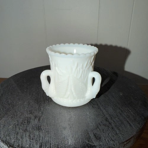 Vintage Westmoreland Milk Glass Toothpick Holder Swans & Rushes 3 Handles