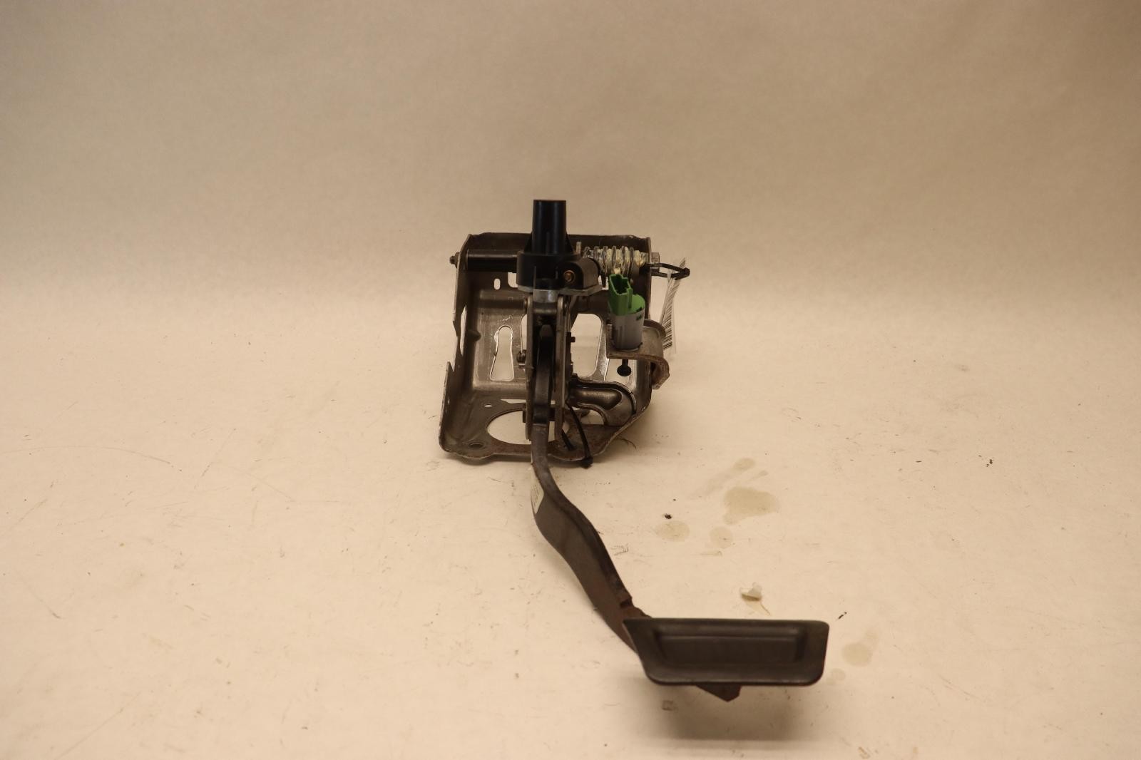 2014-2019 MASERATI QUATTROPORTE PARK PARKING BRAKE STOP PEDAL W/ BRACKET OEM