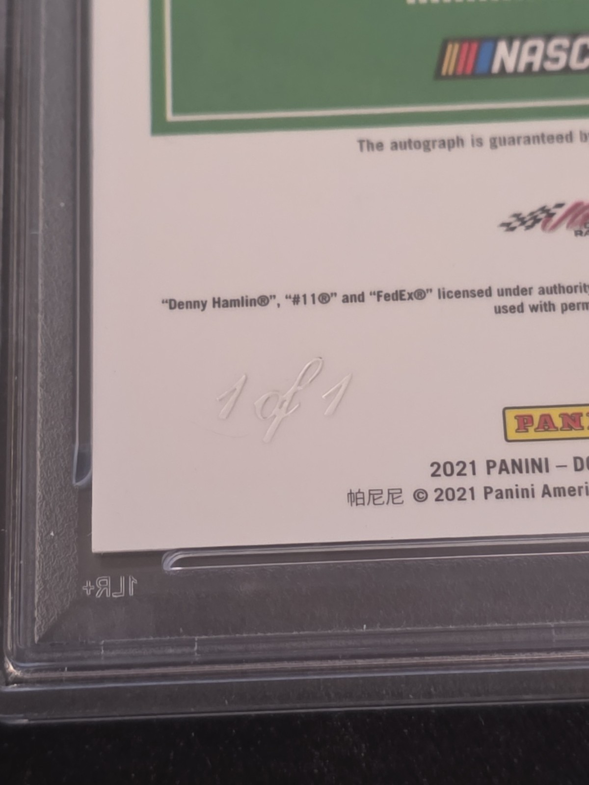 2021 Panini Donruss Racing Denny Hamlin Optic Signatures Gold Vinyl 1/1 Psa 9 view 3