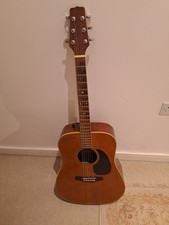 Yamaha Acoustic Guitar + Case