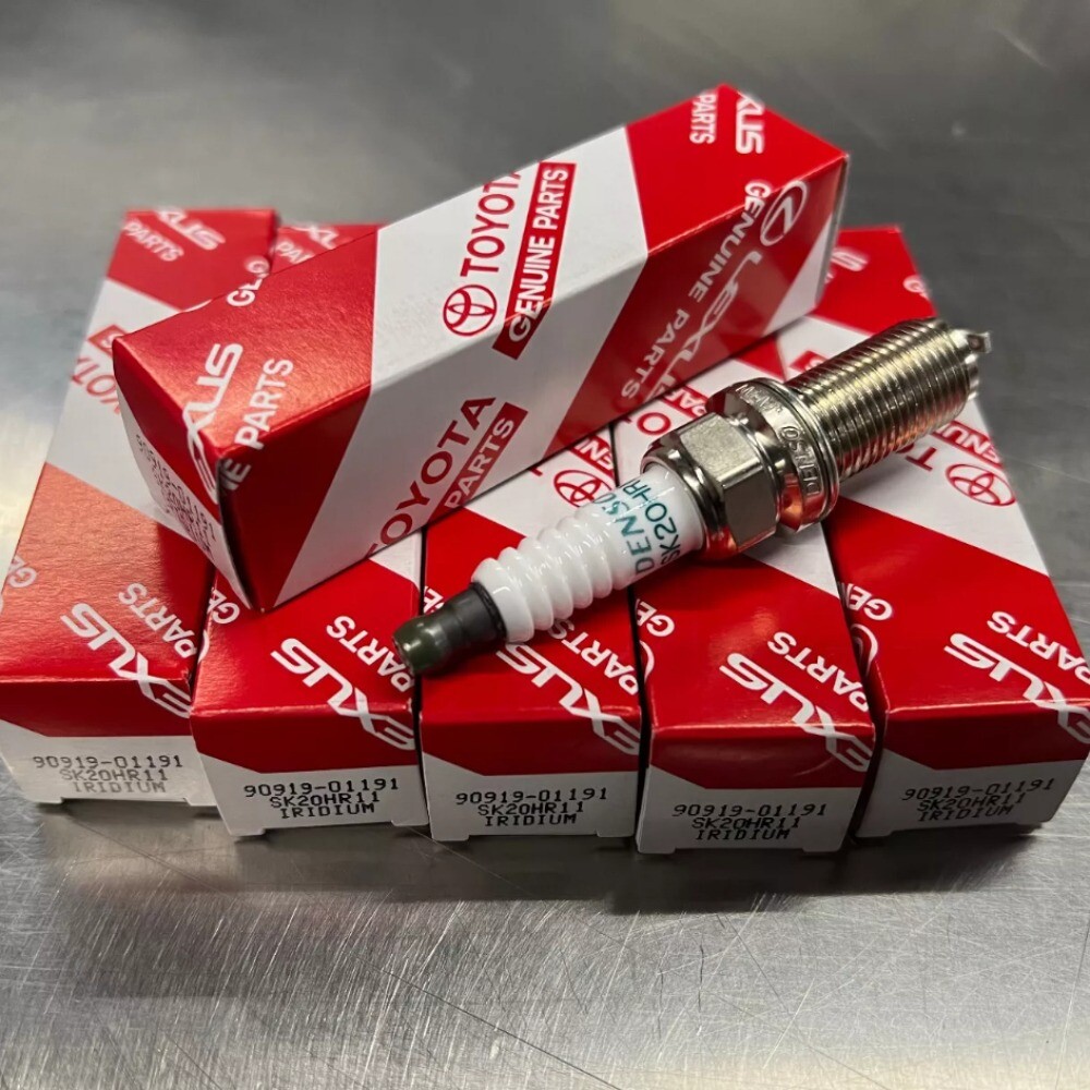 8PC Genuine Spark Plugs SK20HR11 For 07-2021 TOYOT TUNDRA 5.7L V8 90919-01191