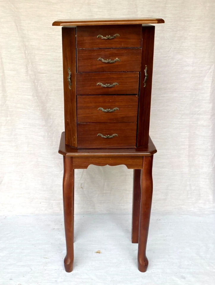 Armario de joyería estilo reina Ana de madera vintage - compartimentos forrados para joyas Foto 3 de 4