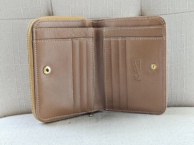 Kitamura Wallet Tan Leather Bifold Card Holder Zip Around Coin