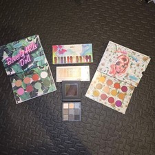 Bundle of 5 Eyeshadow Palettes   Mixed Colors, Neutrals, Brights, Shimmers  Mat