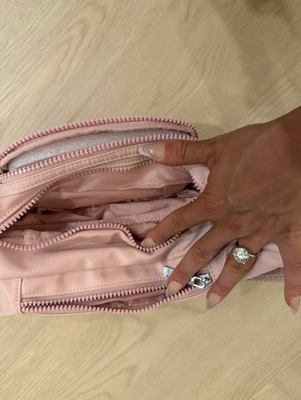 NWT Alo Yoga Explorer Pink Belt Bag Crossbody Fanny Waist Pack New