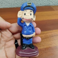 FIGURA DE JUGUETE MEXICANO CANTINFLAS VINTAGE AÑOS 80 MÉXICO 4.50" Policía El Patrullero 777