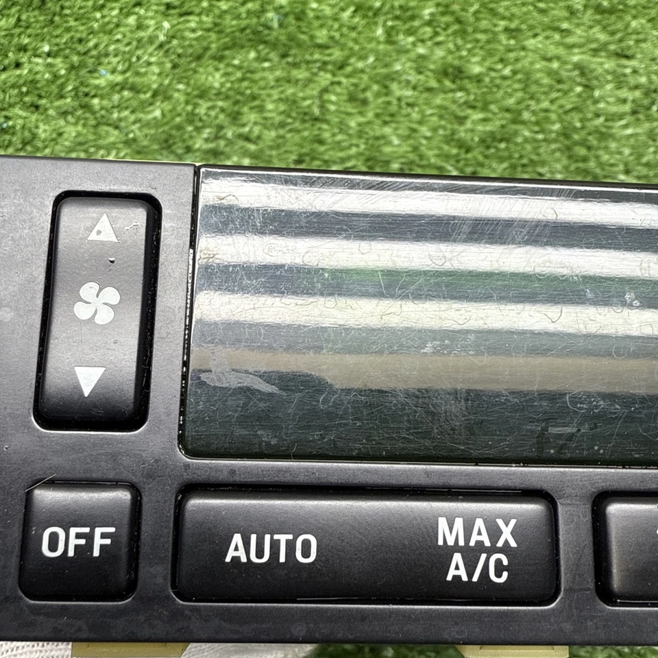 Lincoln Town Car 1998-2002 calefacción aire acondicionado unidad de control de clima F8VH-19C933-AE fabricante de equipos originales Foto 3 de 4