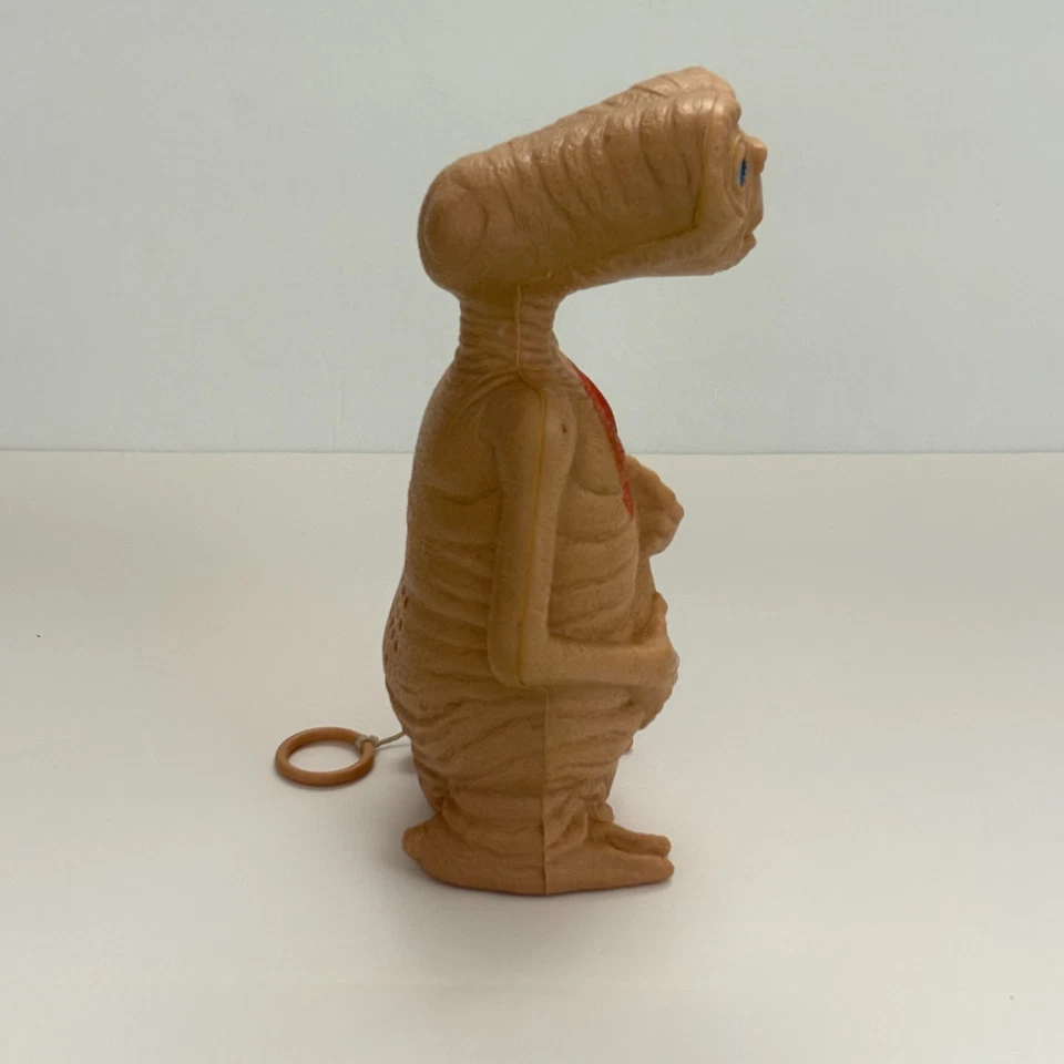 ET Extra Terrestre Alien Corazón Figura Juguete Hablar Tirar Cuerda LJN 8 Pulgadas 1982 Foto 4 de 4
