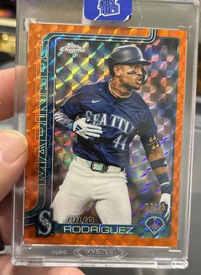 2025 Topps Chrome - Julio Rodriguez #261 Orange Geometric Refractor /25