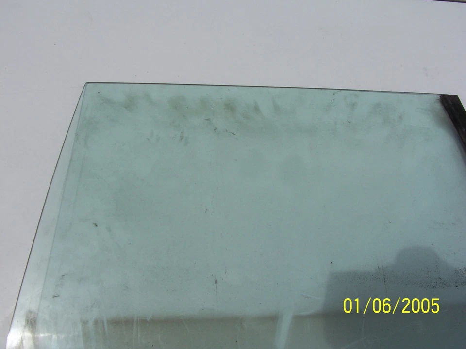 Colony Park 1987 puerta trasera izquierda ventana vidrio fabricante original usado Mercury Foto 2 de 4