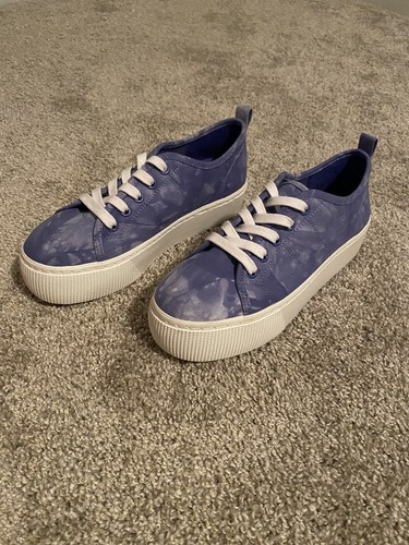 abound neely platform sneaker