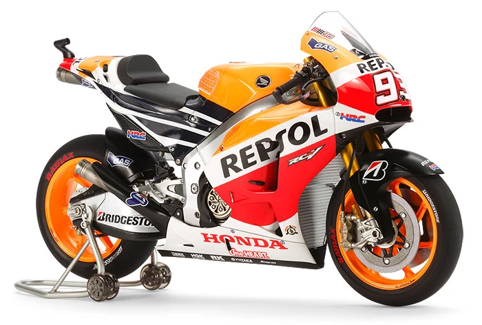 Tamiya 14130 1/12 Scale Model Kit Repsol Honda RC213V '14 GP Champion Marquez - Image 2 of 4