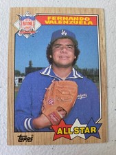1987 Topps Fernando Valenzuela Baseball #604 All Star + 2 Free Mystery Cards