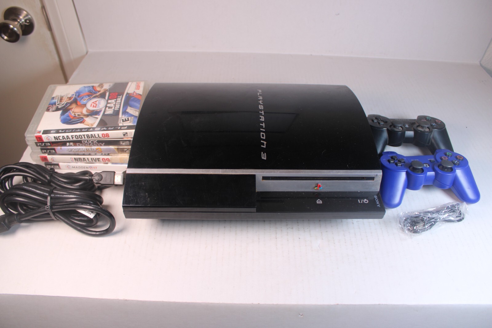 PlayStation 3 PS3 80GB Console with 2 Controllers & 5 Games - Tested & Working CECHL01 Model