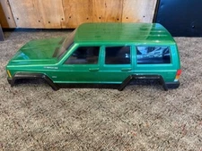 Pro-Line Racing 2001 Jeep Cherokee Body Custom Painted Green with Flake, NEW