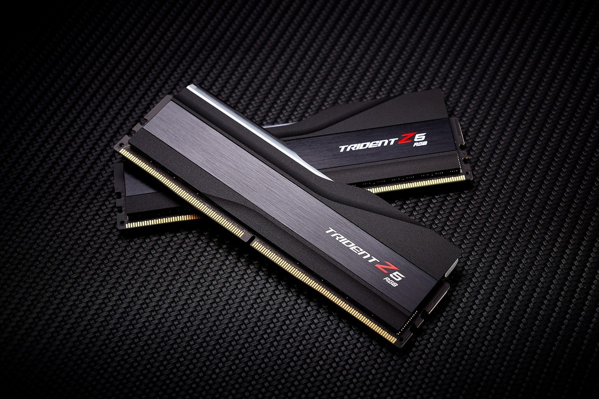 メモリー G.SKILL TRIDENT Z5 RGB DDR5 16GBx2 G.SKILL Trident Z5 RGB Series DDR5 RAM (Intel XMP 3.0) 32GB