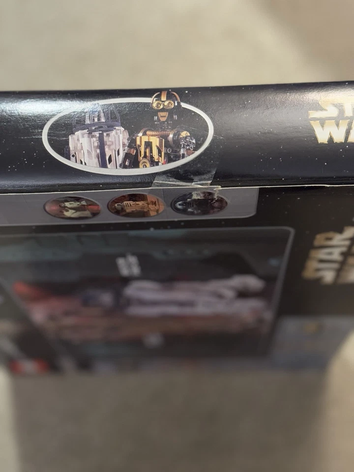 LEGO Star Wars: R2-D2 / C-3po Droid Collectors Set (65081) - Image 3 of 4