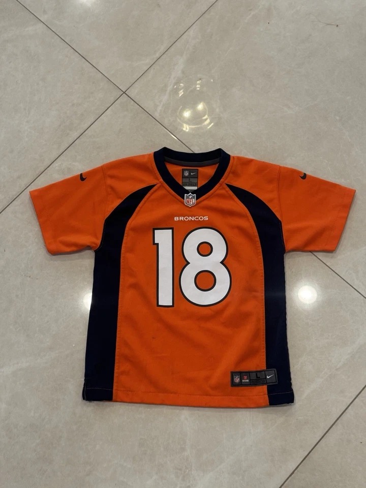 Camiseta Nike On Field Denver Broncos Peyton Manning #18 NFL (talla grande para niños pequeños) Foto 2 de 4
