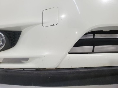 Used Front Bumper Assembly Front fits: 2015 Infiniti QX60 fog lamps 3.5L gasolin