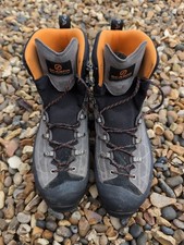 Scarpa Revolution Pro GTX Mens Mountaineering Boots Gore-Tex