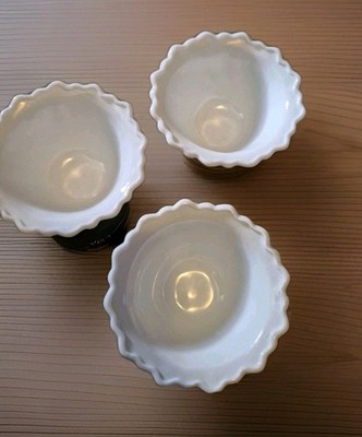 White Pressed Milk Glass Swirl Pattern Dessert Bowls, Glossy Round Set of 3 