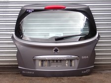 SSANGYONG KORANDO MK3 2015 TAILGATE BOOTLID IN GREY (DENTS)