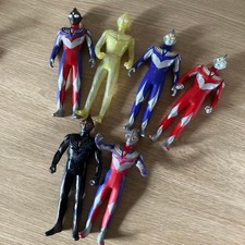 Ultraman Tiga 6 Soft Vinyl Set (Power, Blast, Multi, Sky, Glitter, Dark) Gebr...