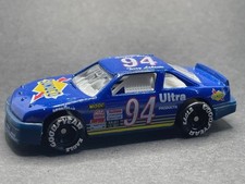 PIT ROW 1992 CHEVROLET LUMINA SUNOCO NASCAR #94 TERRY LABONTE