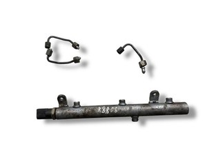 Mercedes-Benz E W211 Kraftstoffverteiler Einspritzleiste Verteilerrohr MDV71498