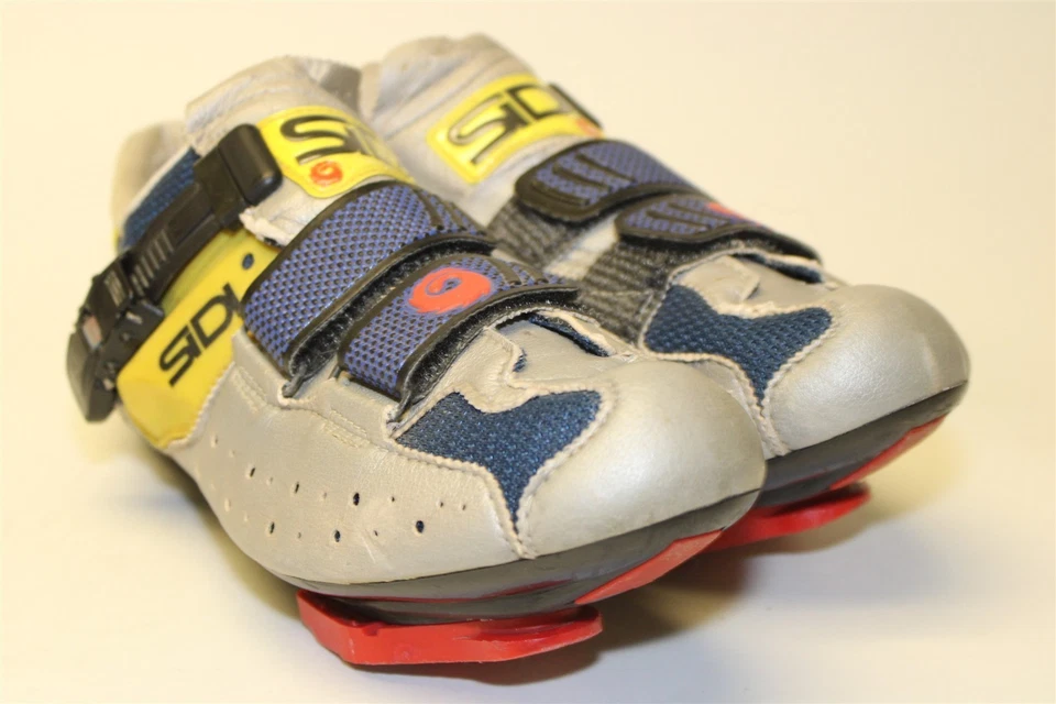Женские кожаные туфли SiDI размер 9 41 сделано в Италии для шоссейного велоспорта с 3 болтами и храповым ремешком - Изображение 2 из 4