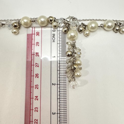 Vintage Avon NWT Women's Faux Round Pearls & Crystals Silvertone Necklace 22" - Picture 8 of 9